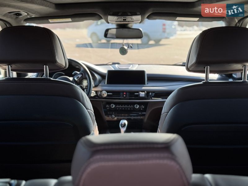 Позашляховик / Кросовер BMW X5 2016 в Рівному