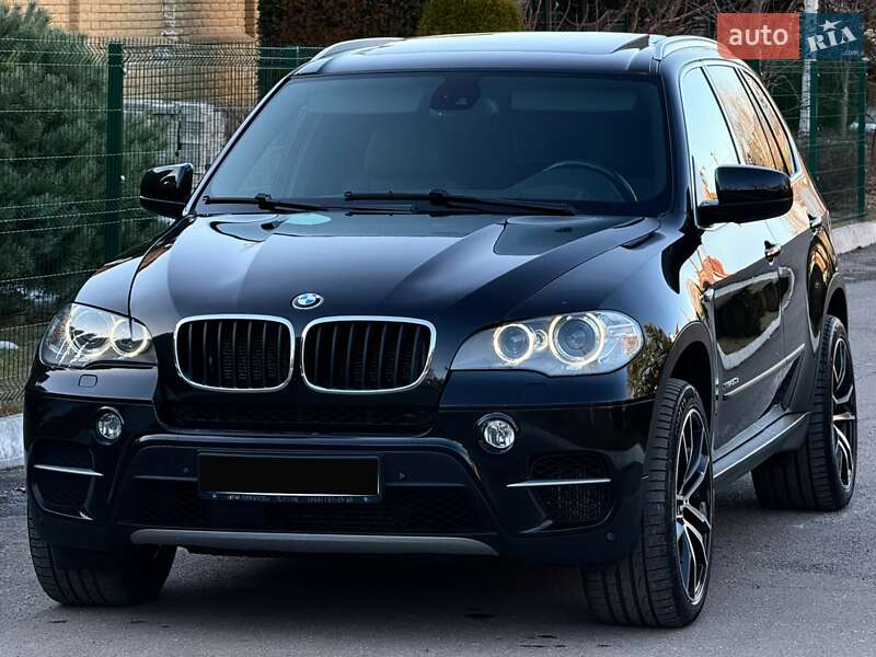 Внедорожник / Кроссовер BMW X5 2012 в Ровно
