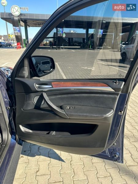 Внедорожник / Кроссовер BMW X5 2011 в Яремче