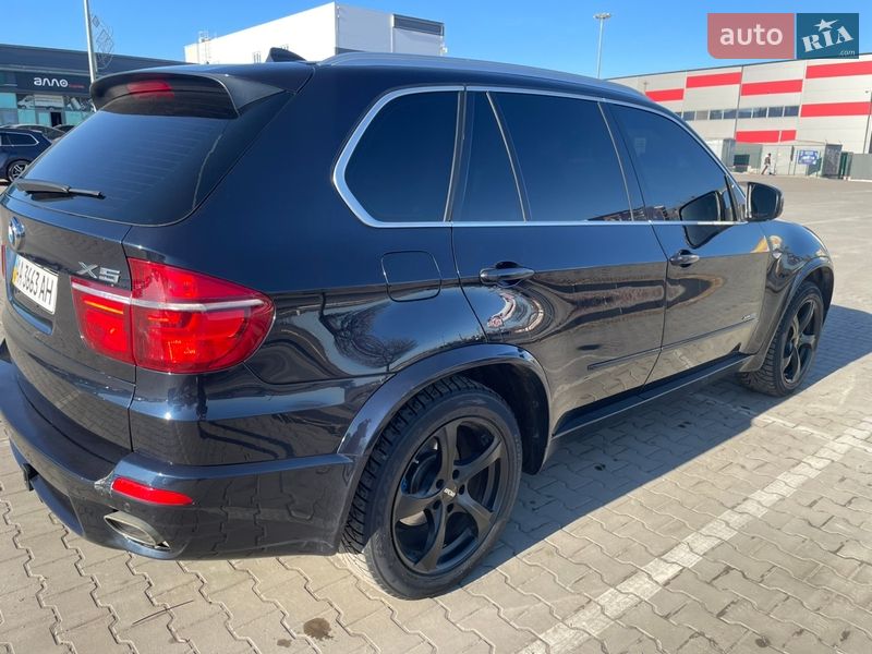 Позашляховик / Кросовер BMW X5 2012 в Києві