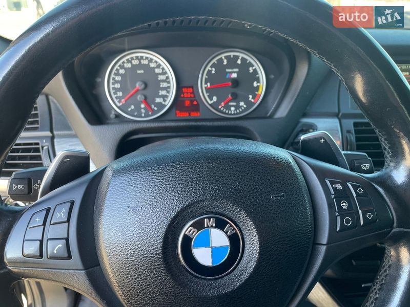 Позашляховик / Кросовер BMW X5 2012 в Києві