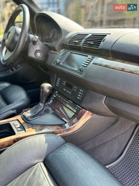 Внедорожник / Кроссовер BMW X5 2001 в Ивано-Франковске