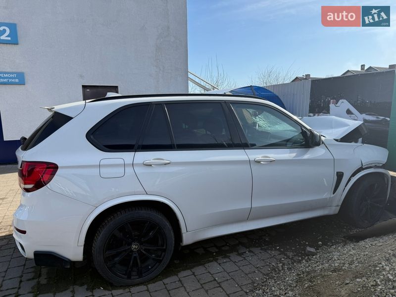 Внедорожник / Кроссовер BMW X5 2014 в Калуше