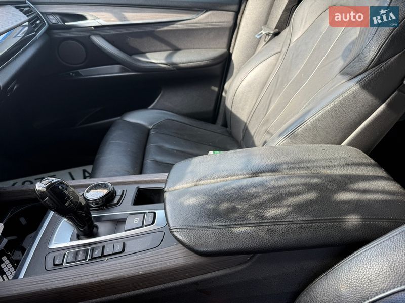 Внедорожник / Кроссовер BMW X5 2014 в Калуше