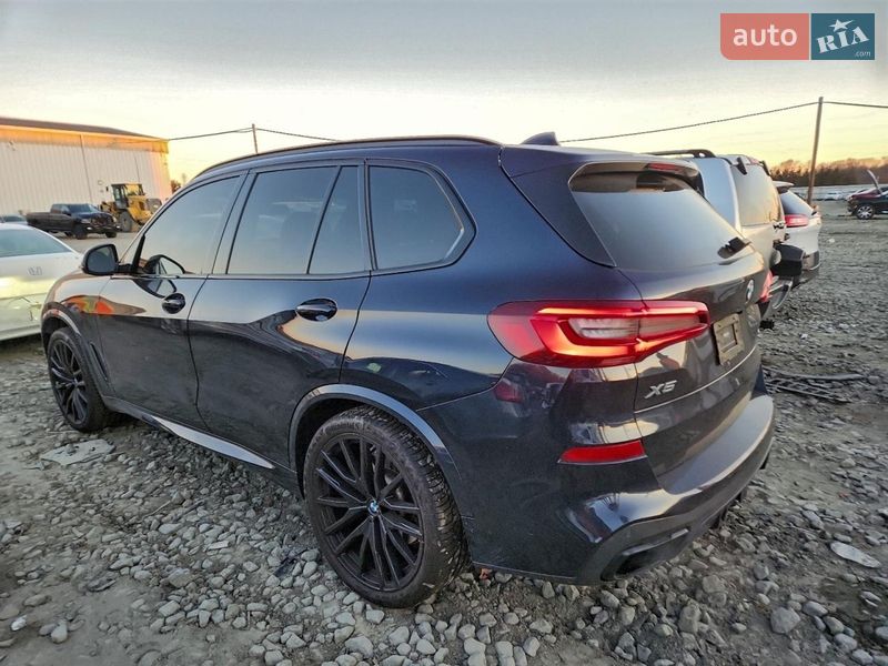 Внедорожник / Кроссовер BMW X5 2021 в Киеве