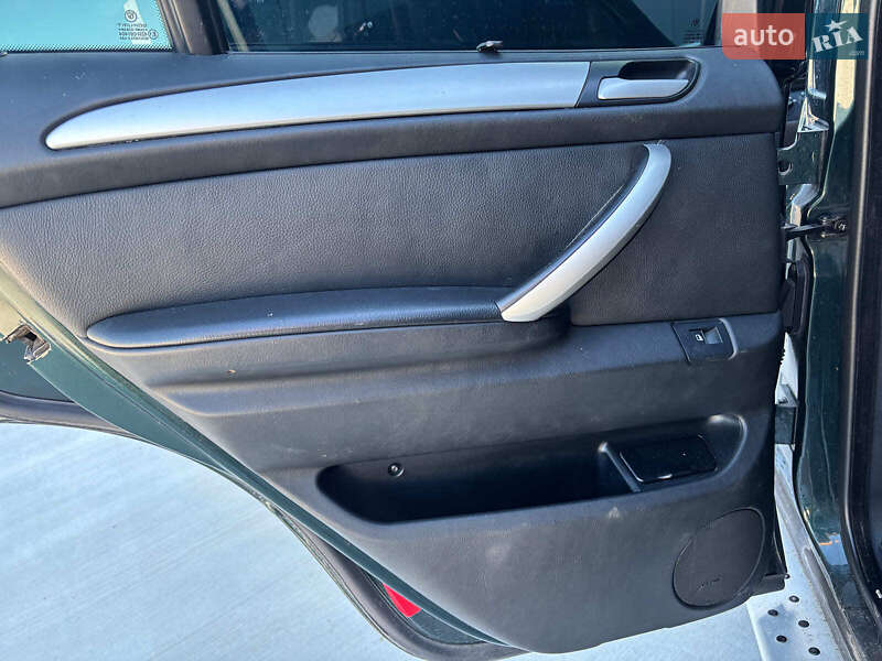 Позашляховик / Кросовер BMW X5 2003 в Львові