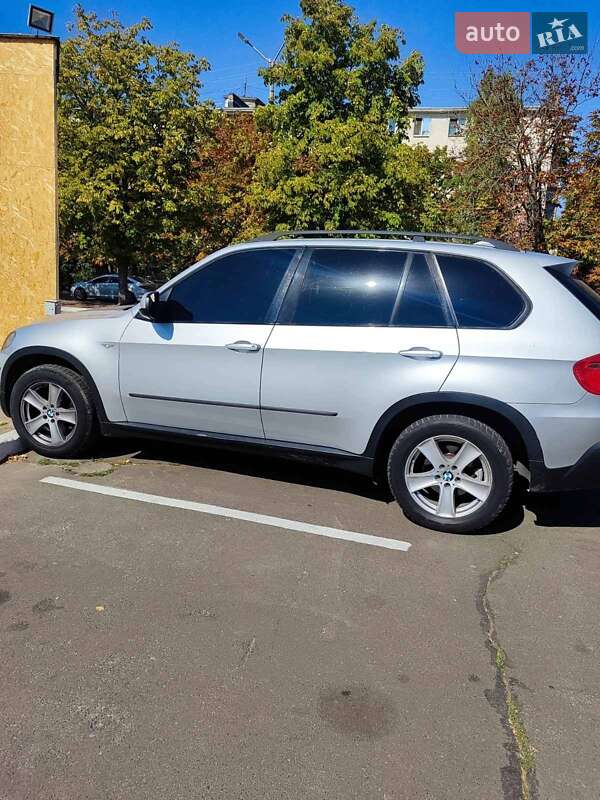 Внедорожник / Кроссовер BMW X5 2007 в Черноморске