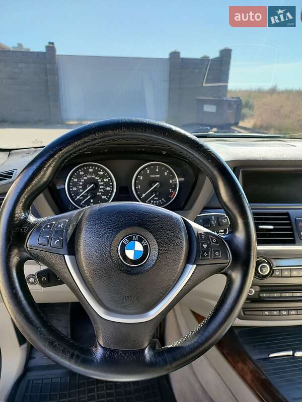 Внедорожник / Кроссовер BMW X5 2007 в Черноморске