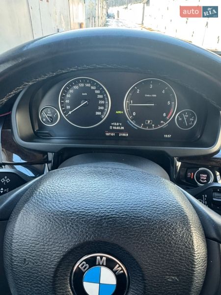 Внедорожник / Кроссовер BMW X5 2015 в Киеве