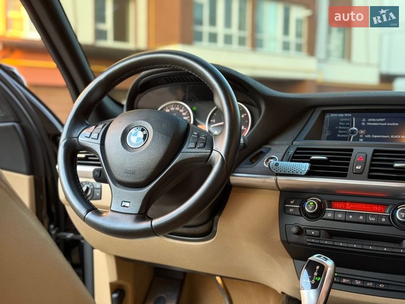 Внедорожник / Кроссовер BMW X5 2011 в Ивано-Франковске