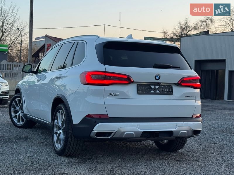 Внедорожник / Кроссовер BMW X5 2019 в Тернополе