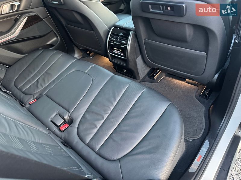 Внедорожник / Кроссовер BMW X5 2019 в Тернополе