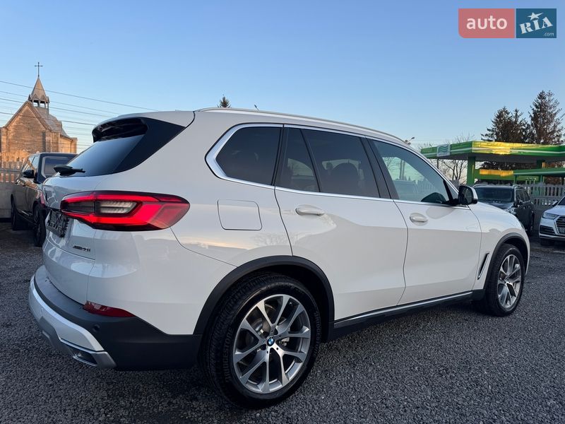 Внедорожник / Кроссовер BMW X5 2019 в Тернополе