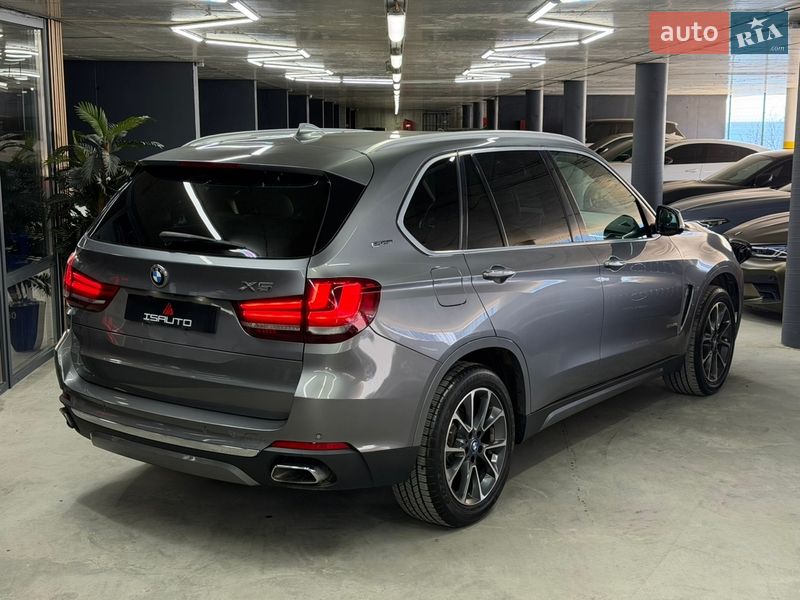 Внедорожник / Кроссовер BMW X5 2017 в Одессе