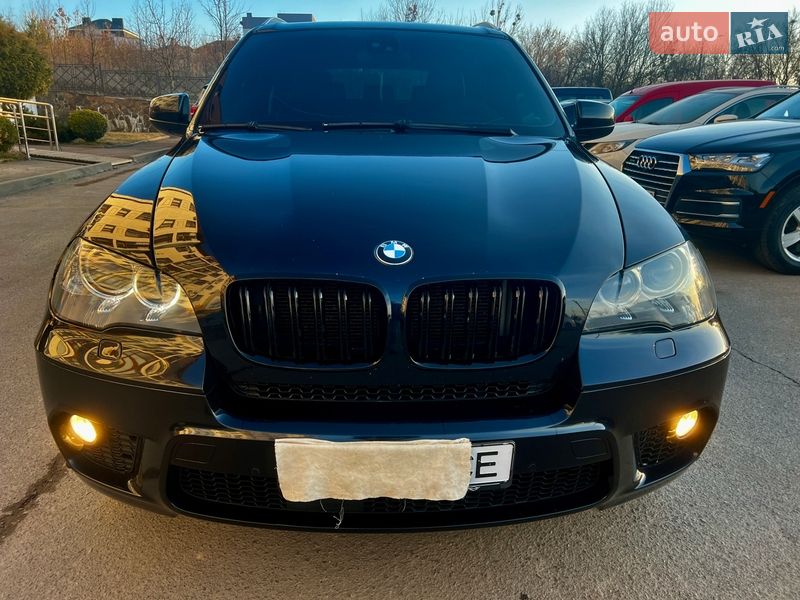 Внедорожник / Кроссовер BMW X5 2011 в Ровно