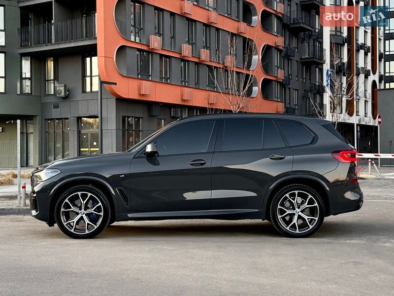 Внедорожник / Кроссовер BMW X5 2021 в Киеве