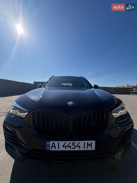 Внедорожник / Кроссовер BMW X5 2020 в Киеве