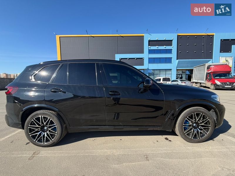 Внедорожник / Кроссовер BMW X5 2020 в Киеве