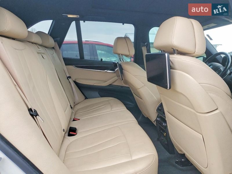 Внедорожник / Кроссовер BMW X5 2017 в Львове