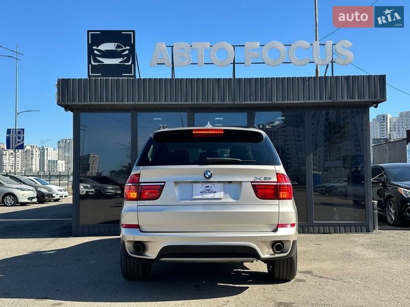 Позашляховик / Кросовер BMW X5 2012 в Києві