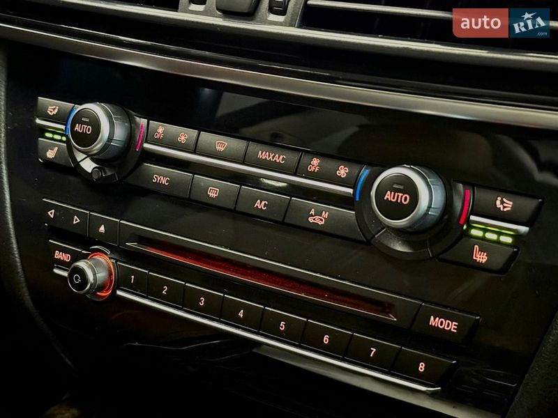 Внедорожник / Кроссовер BMW X5 2016 в Николаеве