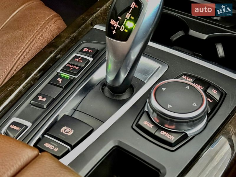 Внедорожник / Кроссовер BMW X5 2016 в Николаеве