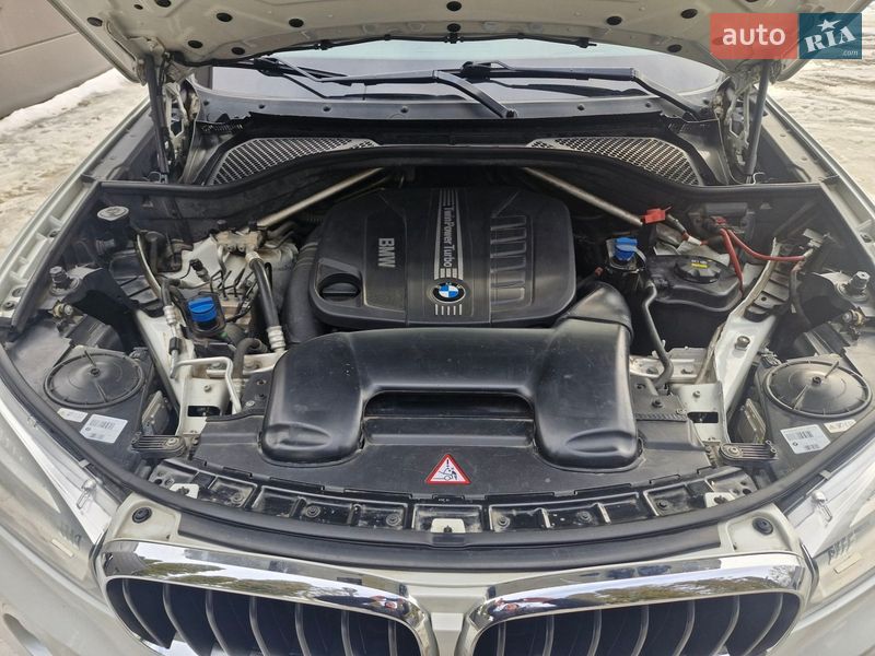 Внедорожник / Кроссовер BMW X5 2015 в Каменец-Подольском