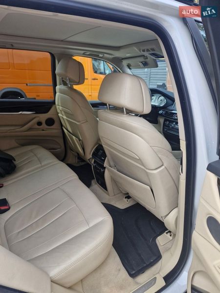 Внедорожник / Кроссовер BMW X5 2015 в Каменец-Подольском