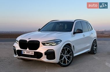 Позашляховик / Кросовер BMW X5 2019 в Рівному