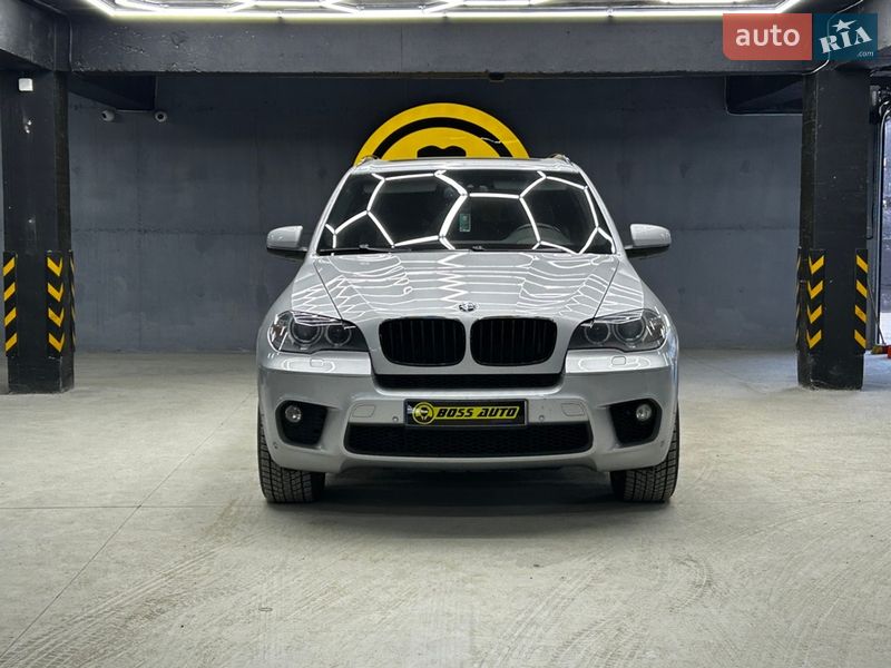 Внедорожник / Кроссовер BMW X5 2011 в Черновцах