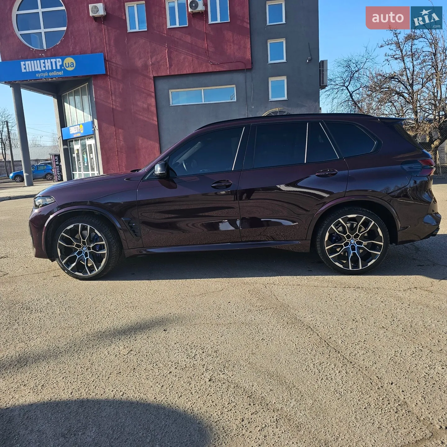 BMW X5 2022 VIN 5UXJU4C05N9L81096 фото оголошення 2 з 17