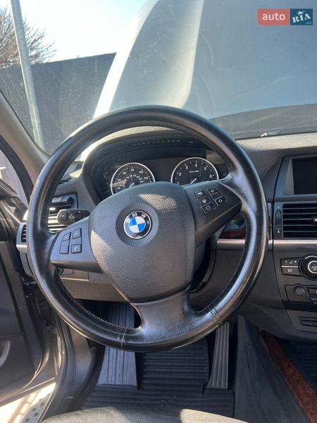 Внедорожник / Кроссовер BMW X5 2013 в Днепре