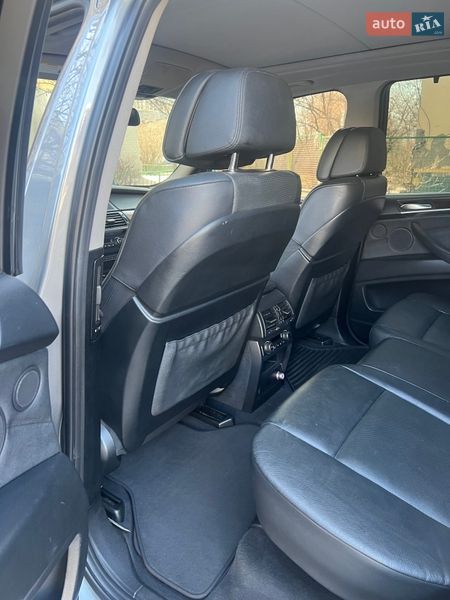 Внедорожник / Кроссовер BMW X5 2013 в Днепре