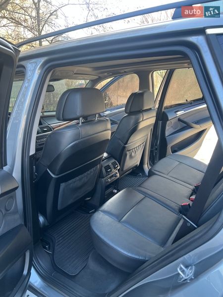 Внедорожник / Кроссовер BMW X5 2013 в Днепре