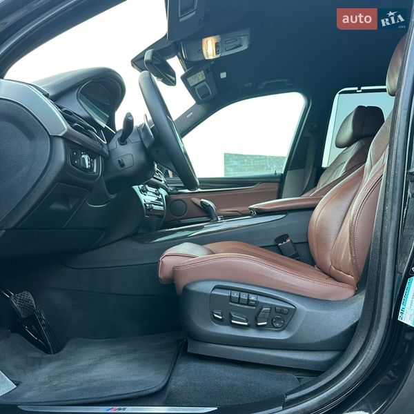 Внедорожник / Кроссовер BMW X5 2016 в Дубно