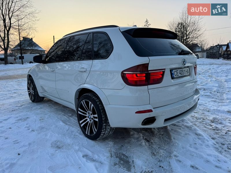Позашляховик / Кросовер BMW X5 2010 в Чернівцях