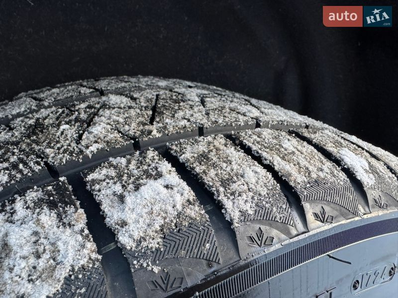 Позашляховик / Кросовер BMW X5 2010 в Чернівцях