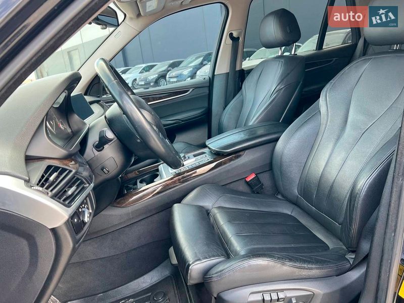 Внедорожник / Кроссовер BMW X5 2016 в Львове