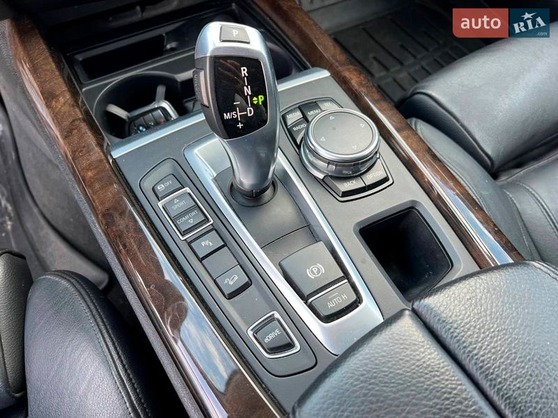 Внедорожник / Кроссовер BMW X5 2016 в Львове