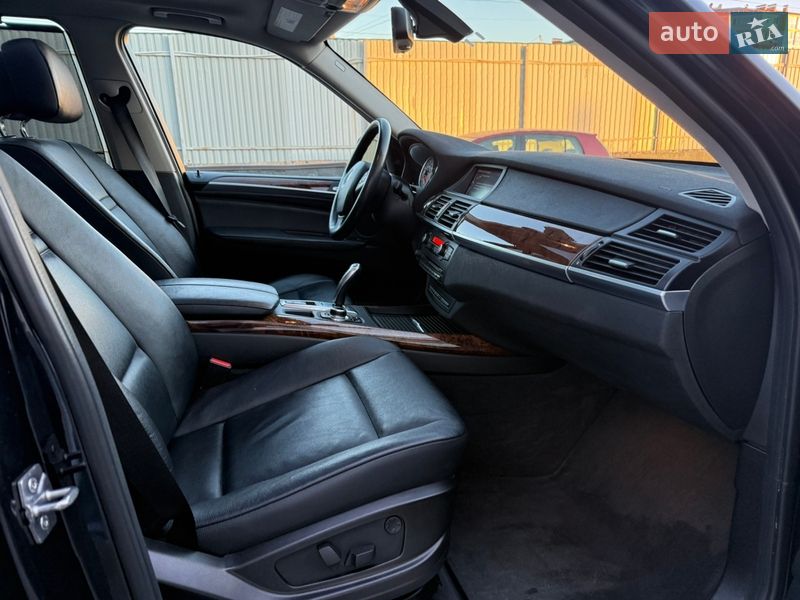 Позашляховик / Кросовер BMW X5 2011 в Вінниці