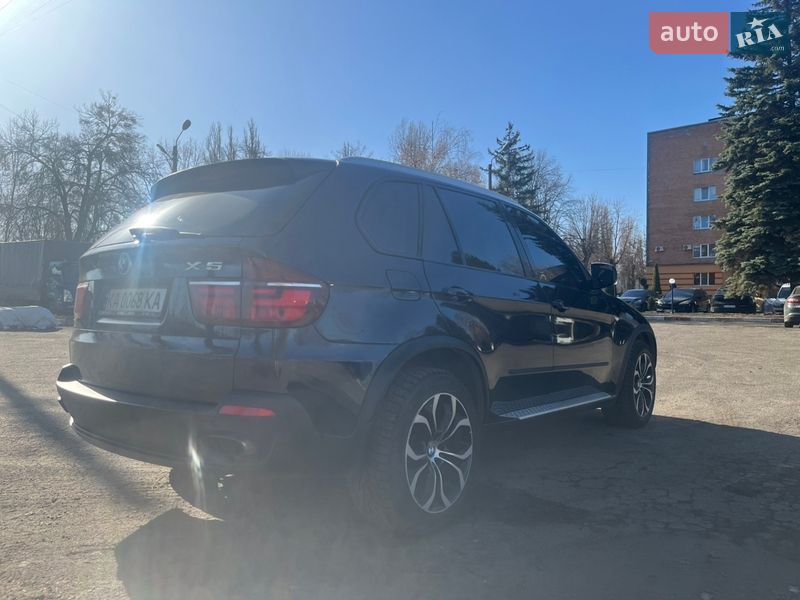 Позашляховик / Кросовер BMW X5 2008 в Києві