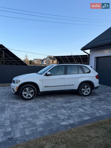 Позашляховик / Кросовер BMW X5 2010 в Львові фото 15 Позашляховик / Кросовер BMW X5 2010 в Львові