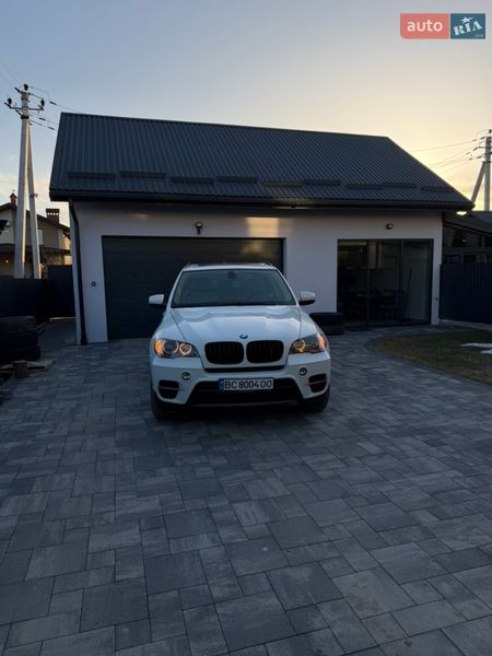 Позашляховик / Кросовер BMW X5 2010 в Львові фото 19 Позашляховик / Кросовер BMW X5 2010 в Львові