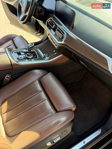 Внедорожник / Кроссовер BMW X5 2019 в Черкассах