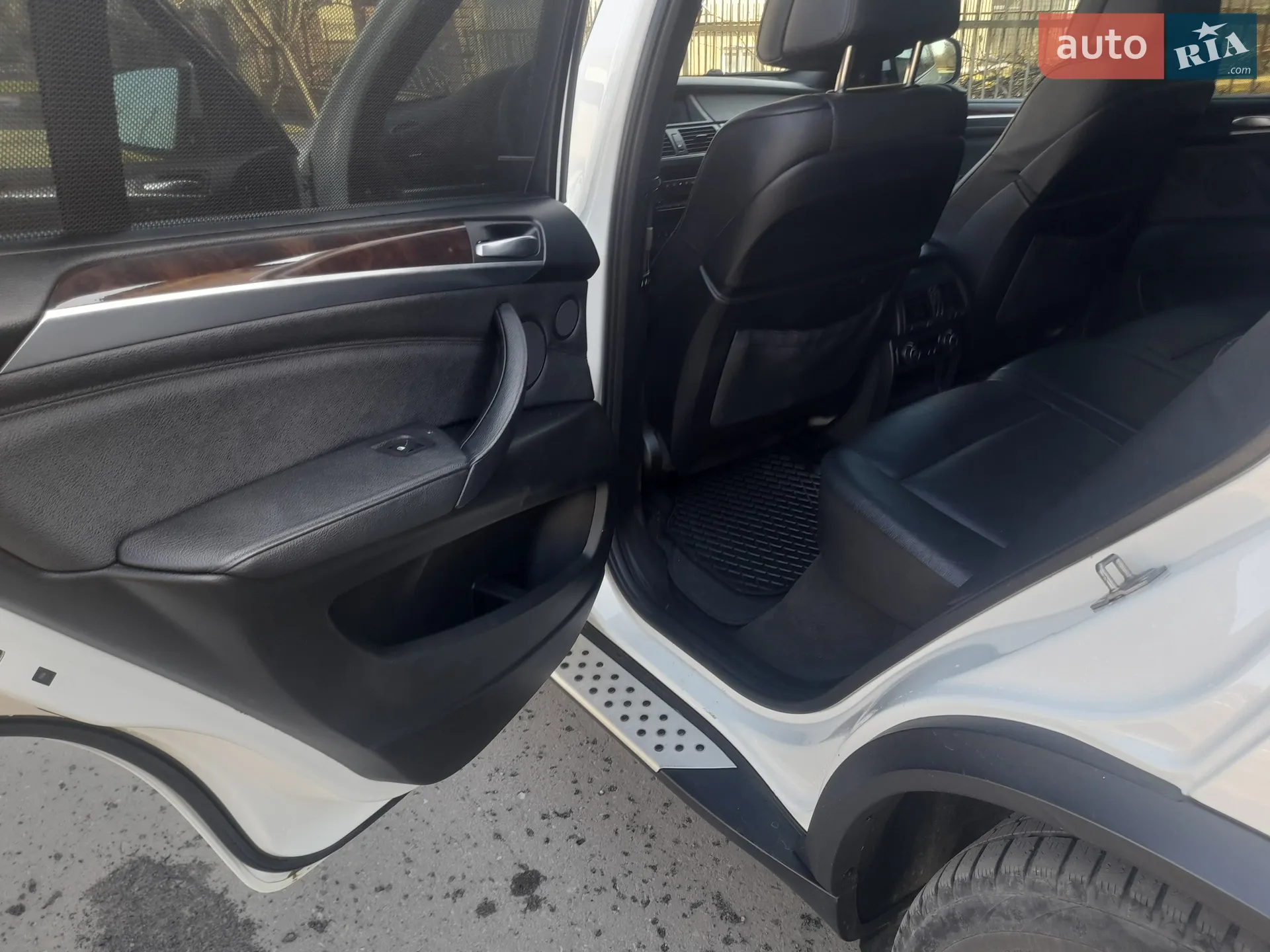 2010 BMW X5 - мініатюра 18