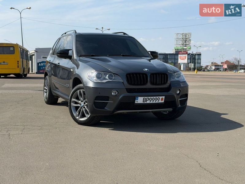 BMW X5 2011