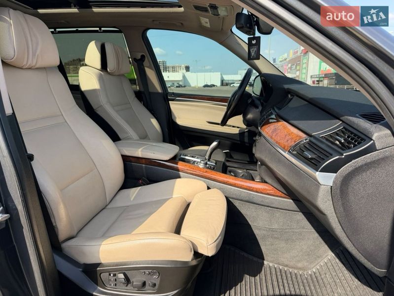 Позашляховик / Кросовер BMW X5 2011 в Одесі