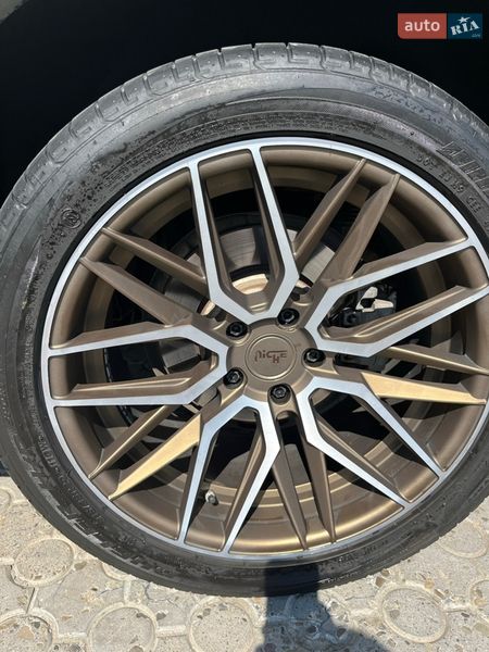 Позашляховик / Кросовер BMW X5 2015 в Чернівцях