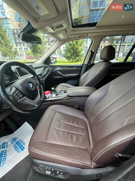 Позашляховик / Кросовер BMW X5 2015 в Чернівцях