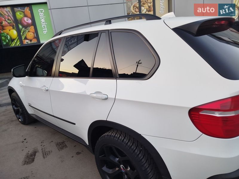 Внедорожник / Кроссовер BMW X5 2010 в Коростышеве